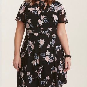 Torrid Floral Neck Tie Skater Dress